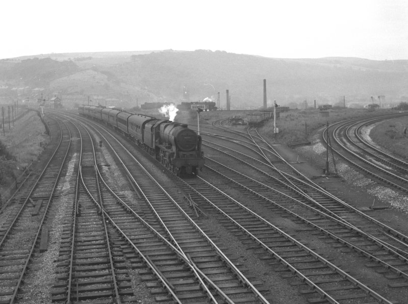 Royal Scot 46113 passes Hall Royd sidings with the 13.30 Southport - Leeds & Bradford sometime in 1962 