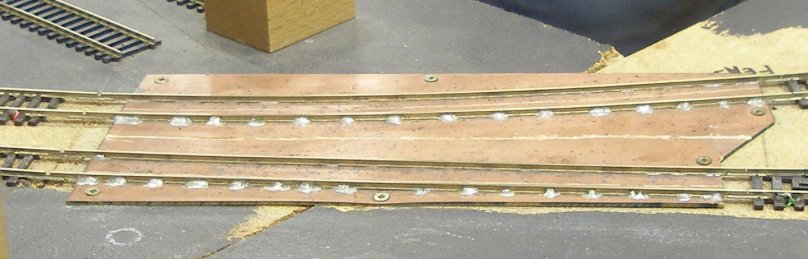 Baseboard Joint Alloa plate method