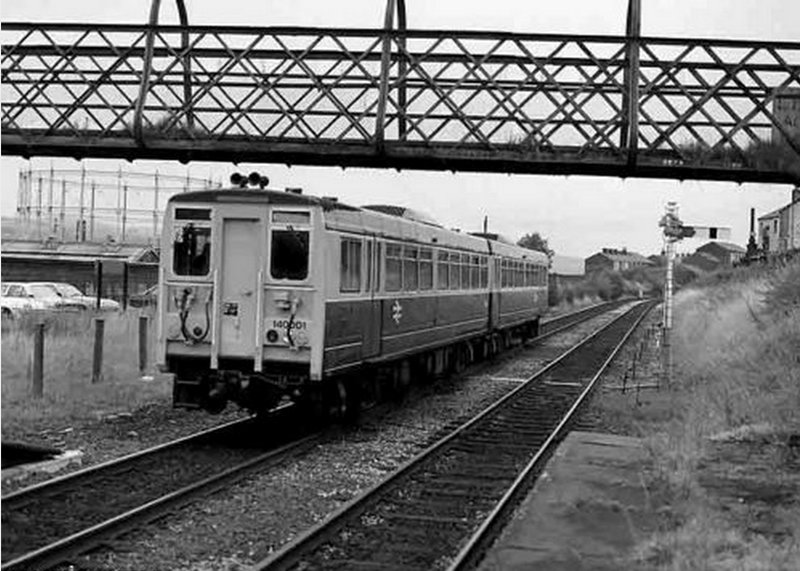 Prototype 140.001 railbus leaving Brierfeld for Colne on 29 September 1981.