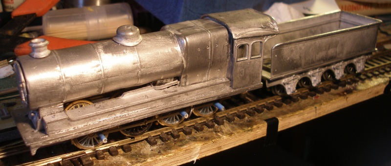 Sutherland Models LYR Class 31 0-8-0 heavy goods tender loco showing chassis offered up the body