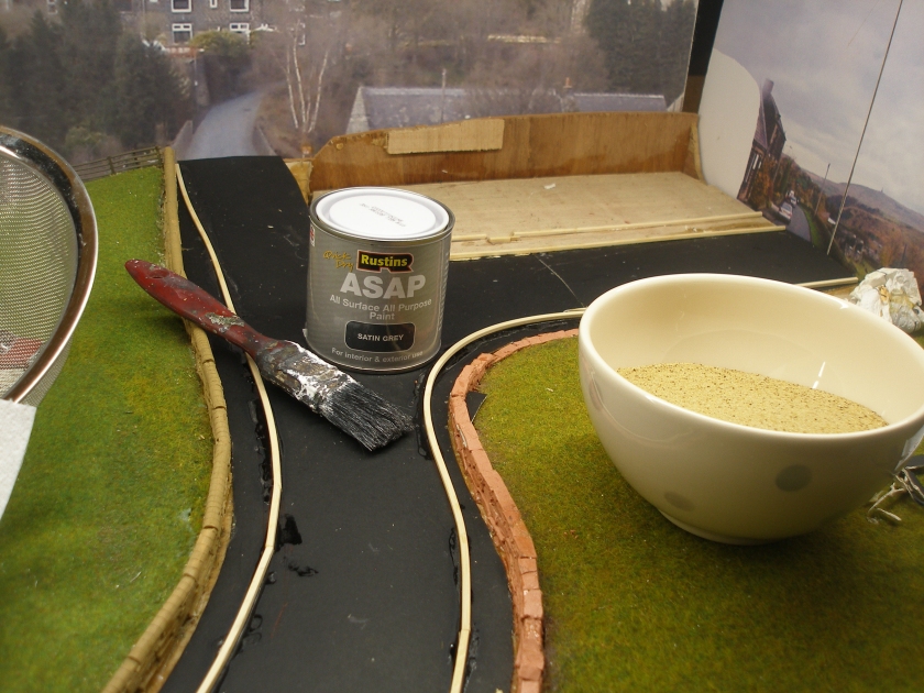Construction of a 4mm model road: Step 9 Satin Grey paint and sand eady to create the road surface