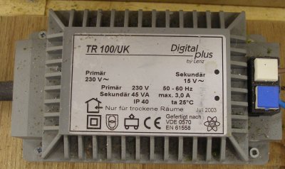 Lenz compact transformer showing 15 volt output