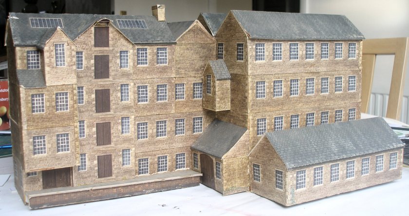 Large warehouse constructed from Bilteezi Cotswold series sheets based on a Hambings diorama
