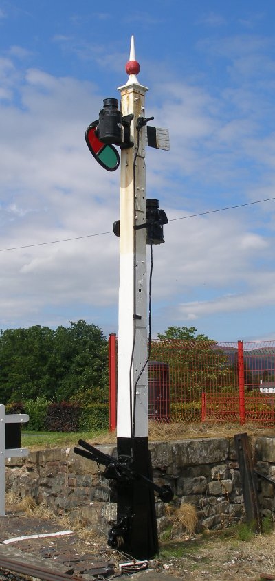 Three quarters rear view of Rayner Wilson stating signal, Llanuwchllyn, 16 July 2015