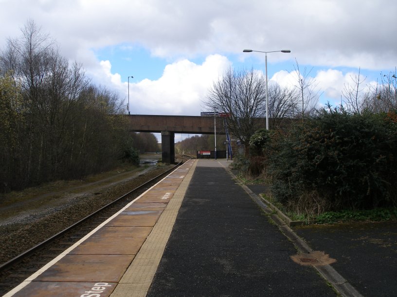 Rose Grove Station looking south on 23 March 2014.