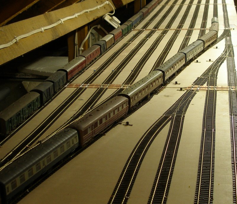 Train of Mark 1s arrive in the Hall Royd storage sidings