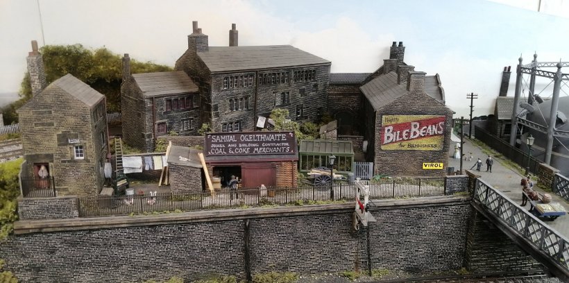Thurlstone GC OO model railway: Bullhouse village centre