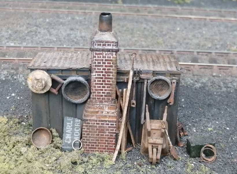 Thurlstone GC OO model railway: Permenant Way hut detail